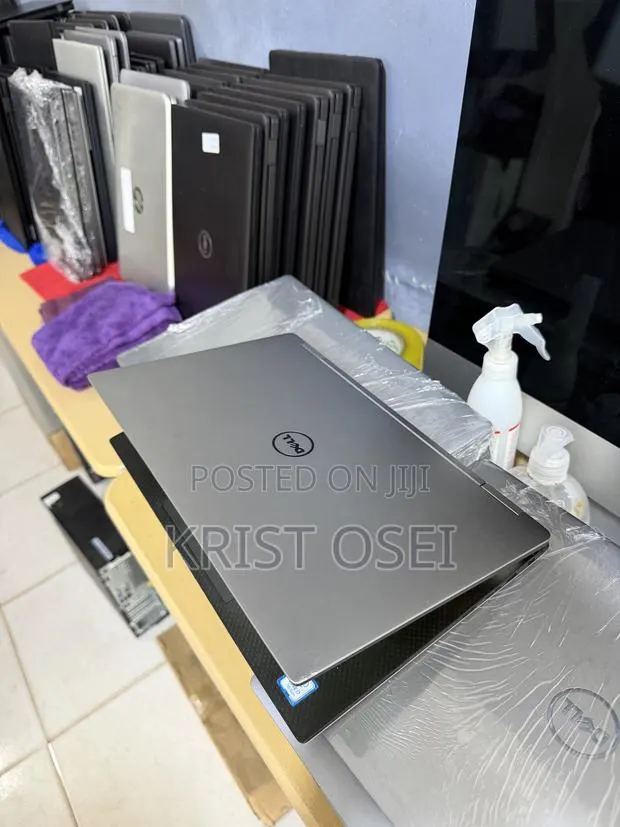 Laptop Dell XPS 13 8GB Intel Core i7 SSD 256GB · Photo 1