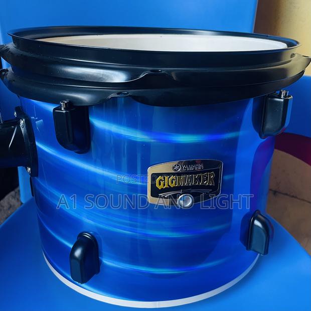 Yamaha Gigmaker 5pcs Drums - [Laser Blue] · Photo 2