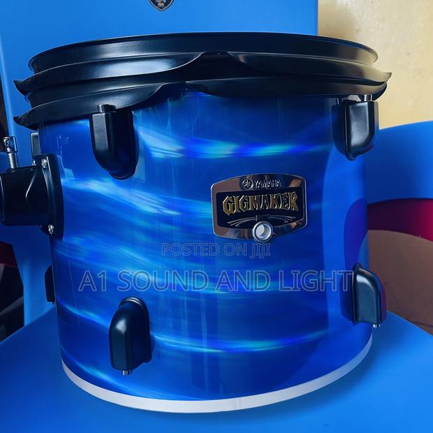 Yamaha Gigmaker 5pcs Drums - [Laser Blue] · Photo 3