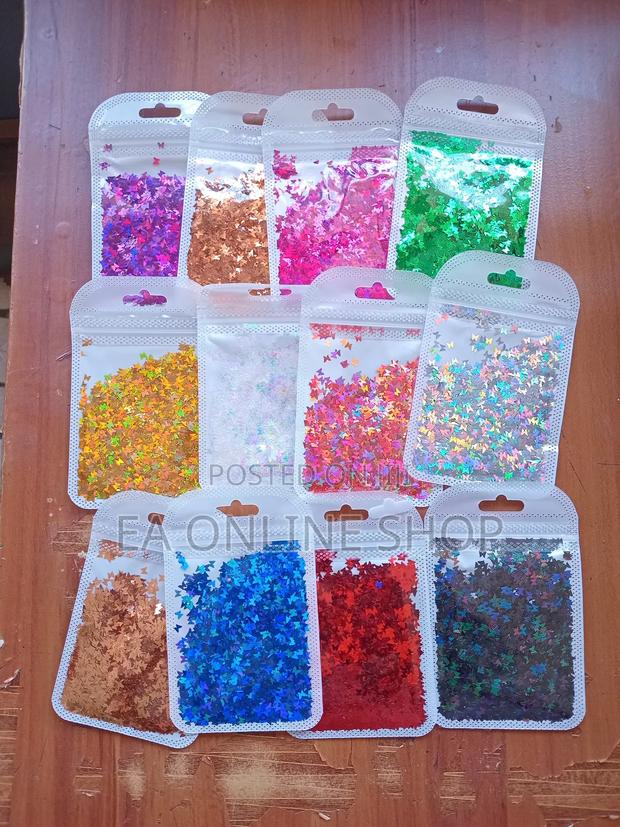 12 Pieces Colors Set Butterfly Glitters for Epoxy Resin Arts · Photo 1