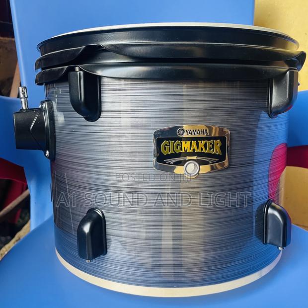 Yamaha Gigmaker 5pcs Drum Set - [Laser Grey] · Photo 2
