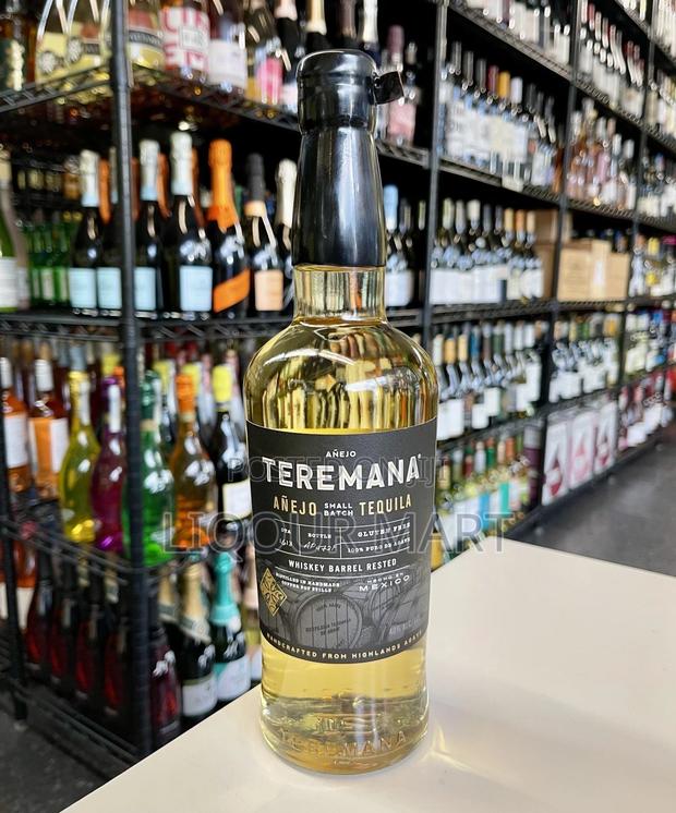 Teremana Tequila Anejo 750ml by Dwayne Johnson 'The Rock' · Photo 2