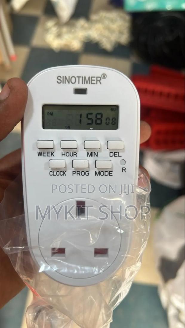 Plug-in Timer(Power Consumption Meter) · Photo 2