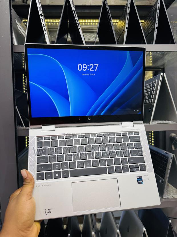 Laptop HP EliteBook 830 G8 16GB Intel Core i5 SSD 256GB · Photo 1