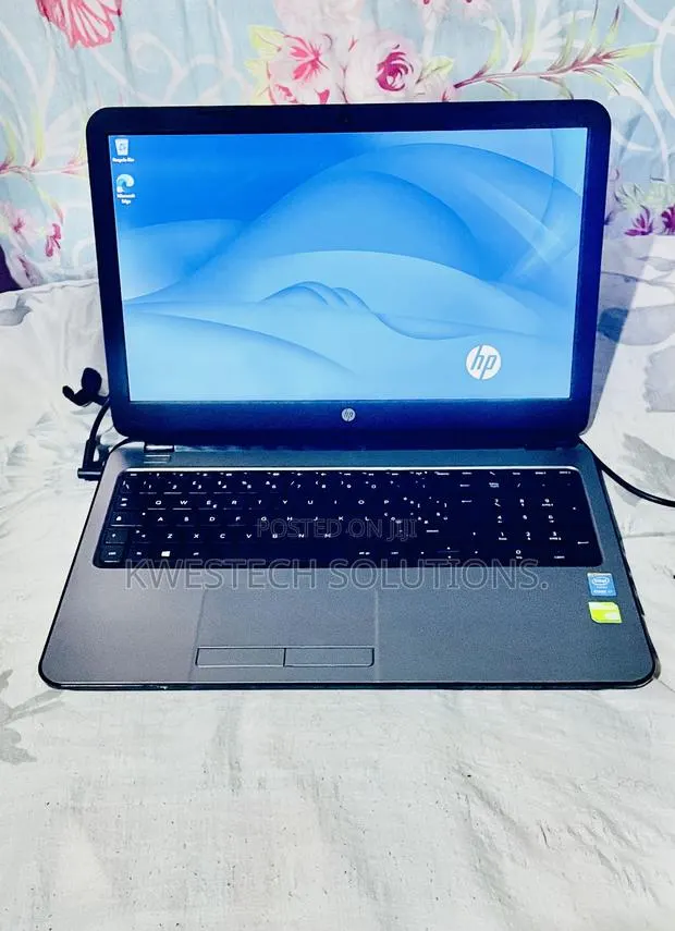 Laptop HP Pavilion 15 8GB Intel Core i7 HDD 500GB · Photo 1