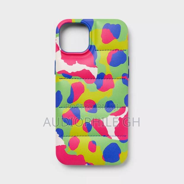 Heyday Apple iPhone 15 / iPhone 14 Puffer Case · Photo 1