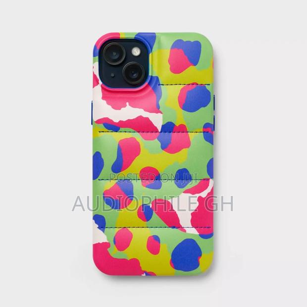 Heyday Apple iPhone 15 / iPhone 14 Puffer Case · Photo 2