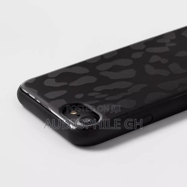 Apple iPhone Se (3rd/2nd Generation)/8/7 Leopard Phone Case · Photo 1