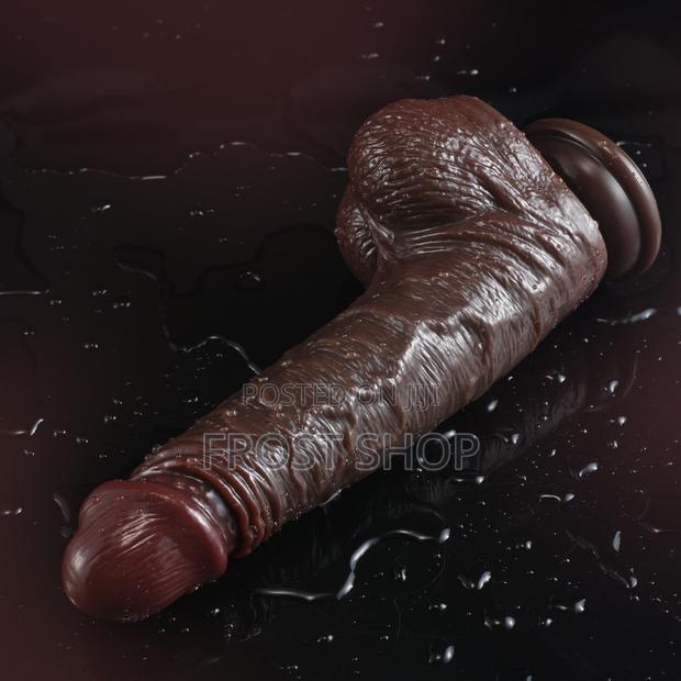 Realistic Brown Veins Texture Suction Cup Dildo With Balls · Photo 6