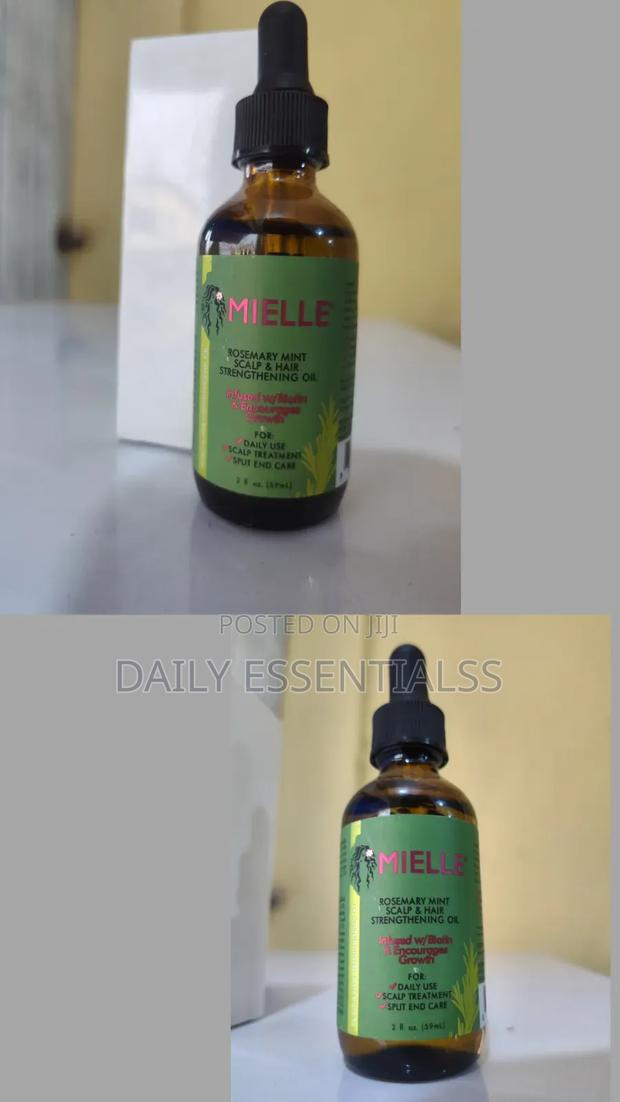 Mielle Rosemary Mint Scalp Hair Straightening Oil · Photo 1