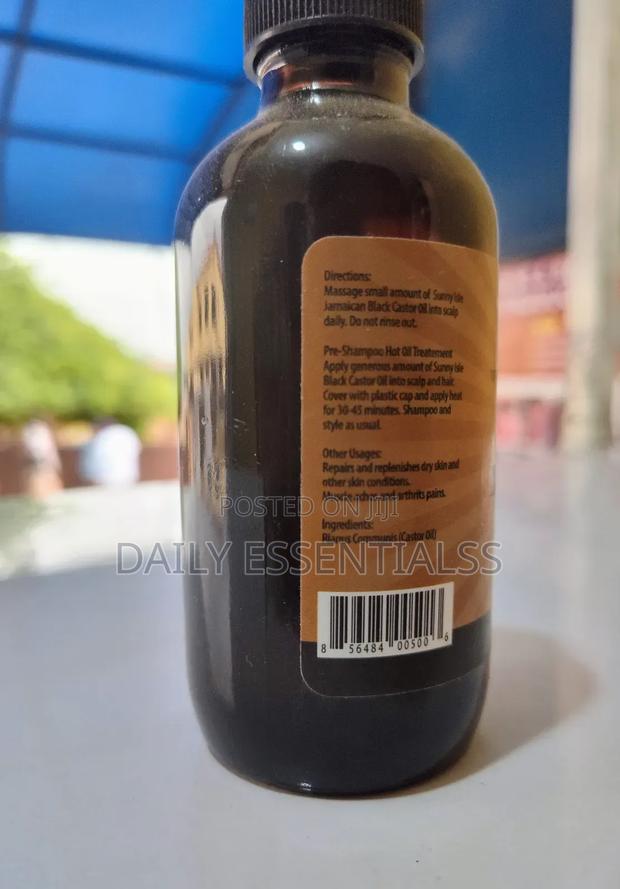 Sunny Isle Castor Oil · Photo 3