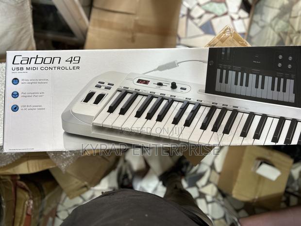 Samson Carbon 49 Midi Keyboard · Photo 1