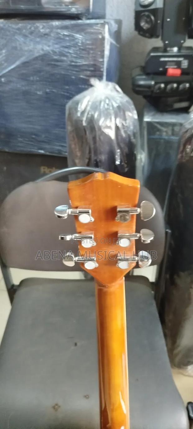Gibson Semi Acoustic Guitar · Photo 4