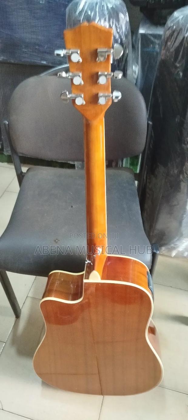 Gibson Semi Acoustic Guitar · Photo 5
