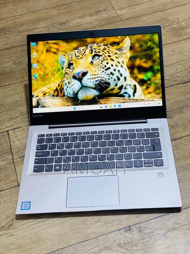 Laptop Lenovo IdeaPad 520S 8GB Intel Core i5 SSD 256GB ยท Photo 1