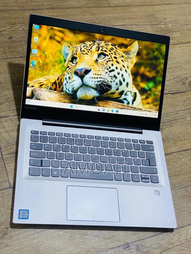 Laptop Lenovo IdeaPad 520S 8GB Intel Core i5 SSD 256GB ยท Photo 3