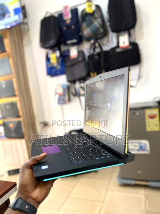 Laptop Alienware M15 R3 16GB Intel Core I7 HDD+SSD 1.5T · Photo 7