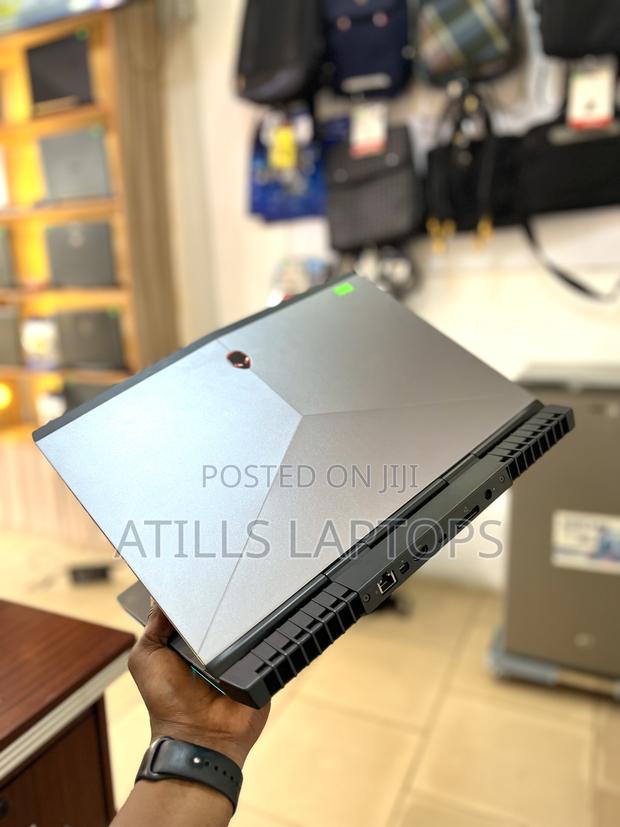 Laptop Alienware M15 R3 16GB Intel Core I7 HDD+SSD 1.5T · Photo 5