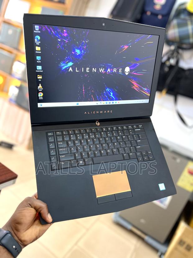 Laptop Alienware M15 R3 16GB Intel Core I7 HDD+SSD 1.5T · Photo 1