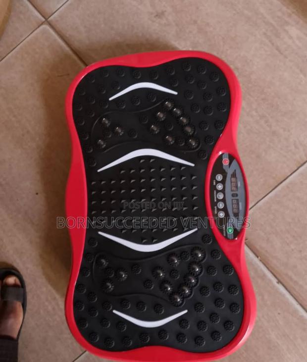 The Full Body Training Machine · Photo 1