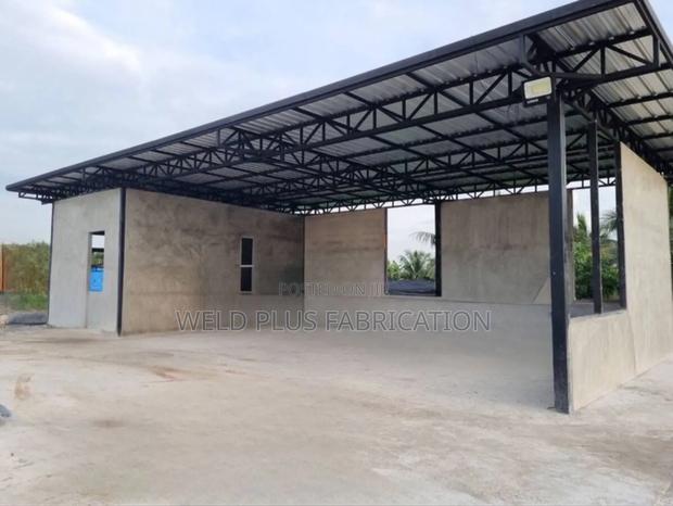 Warehouse Erection · Photo 1