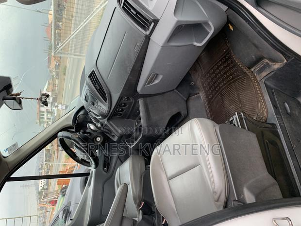 Ford Transit 2016 White · Photo 5