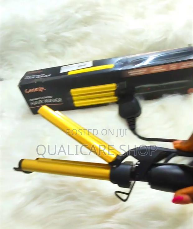 Ceramic Coated Hair Waver · Photo 2