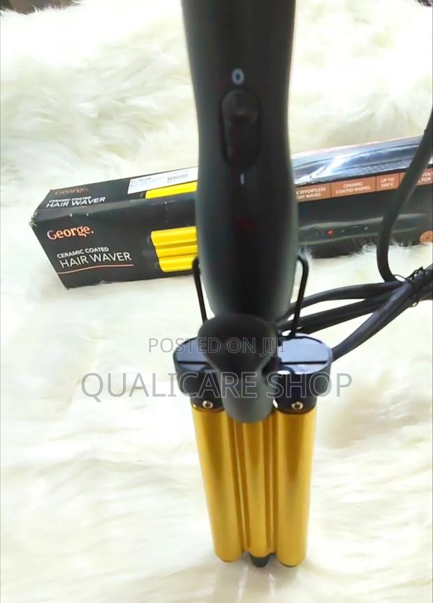 Ceramic Coated Hair Waver · Photo 3