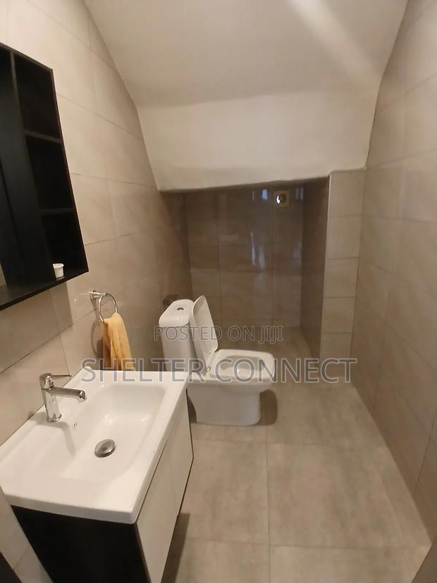 Furnished 3bdrm Duplex in North Legon for rent · Photo 5