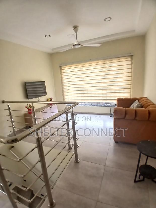 Furnished 3bdrm Duplex in North Legon for rent · Photo 7