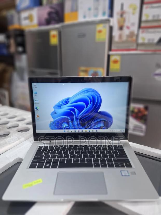 Laptop HP EliteBook 1030 8GB Intel Core I5 SSD 256GB · Photo 1