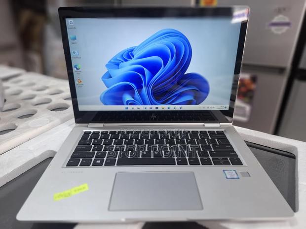 Laptop HP EliteBook 1030 8GB Intel Core I5 SSD 256GB · Photo 3