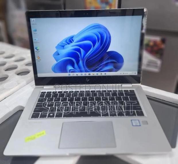 Laptop HP EliteBook 1030 8GB Intel Core I5 SSD 256GB · Photo 2