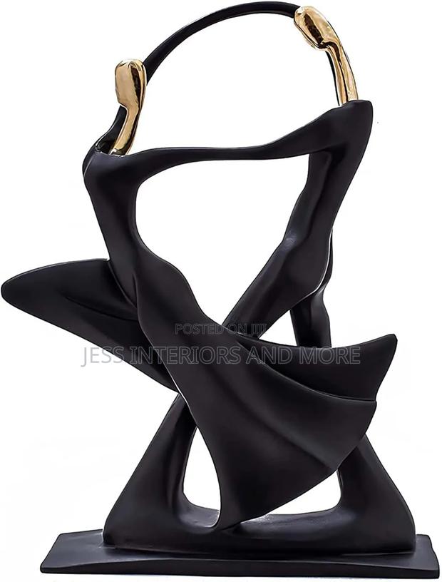 Dancing Couple Decor Figurines · Photo 2