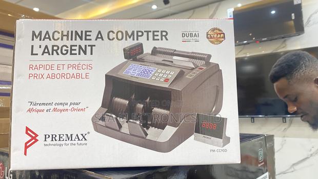 Counting Money Machine · Photo 1