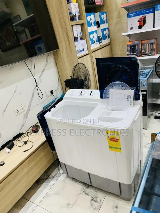 White TCL 10.5kg Washing Machine Semi Automatic · Photo 1