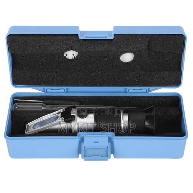 Refractometer · Photo 1
