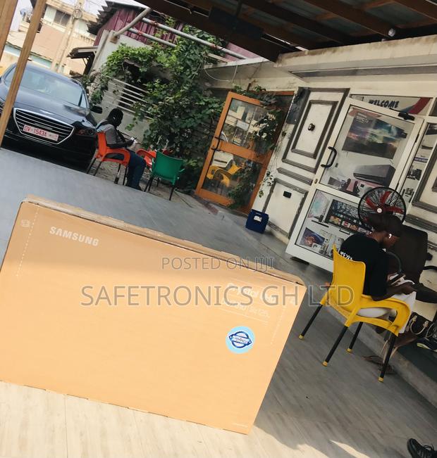 55 Inch Crystal Android Samsung Du80 Led Smart Tv · Photo 1