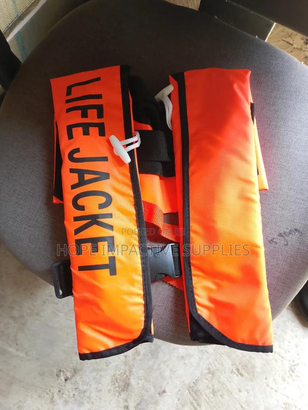 Self Inflating/Inflatable Life Jackets · Photo 2