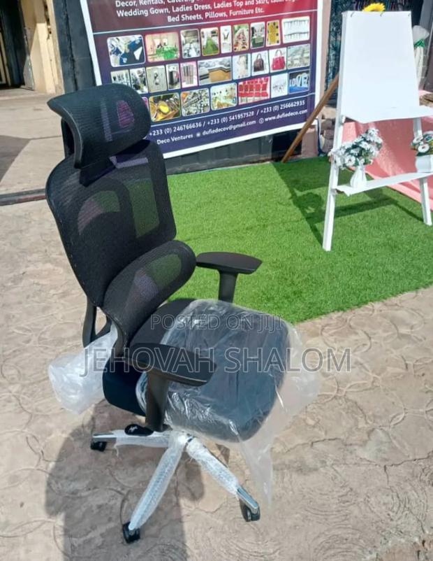 Orthopedic Swivel Chair · Photo 1