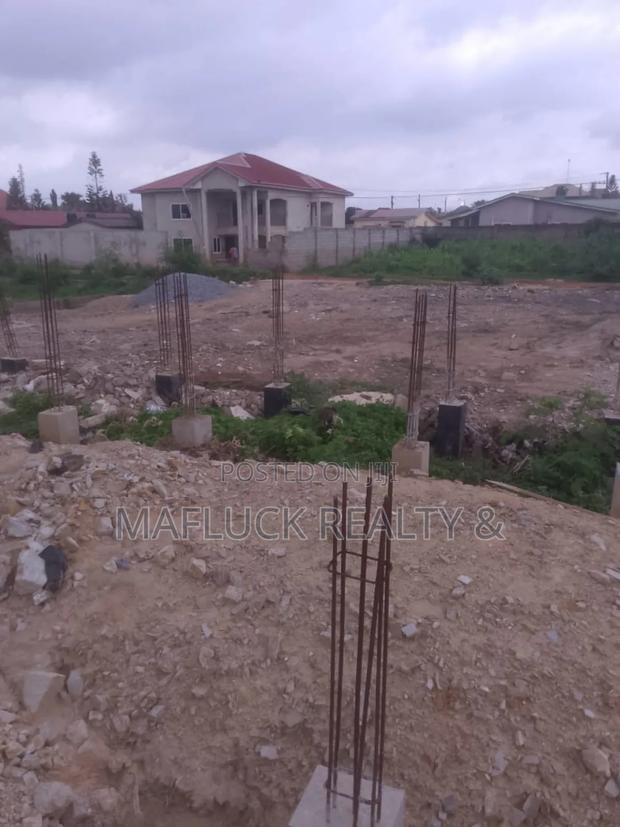Lakeside Land for Sale · Photo 7