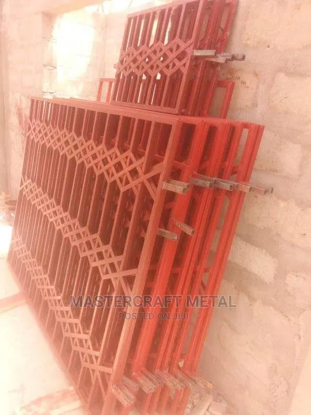 Metal Window Bulgarproof Bulgary · Photo 1