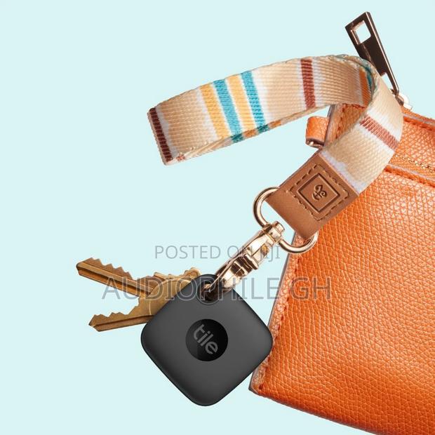 Tile Mate Bluetooth Item Tracker Airtag · Photo 1