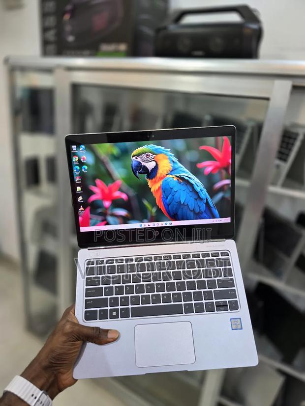 Laptop HP EliteBook Folio G1 8GB Intel Core I7 SSD 256GB · Photo 3