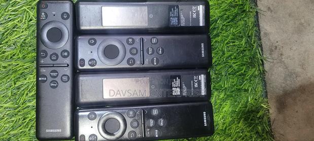 Samsung Solar Charger Voice Used Remote · Photo 2