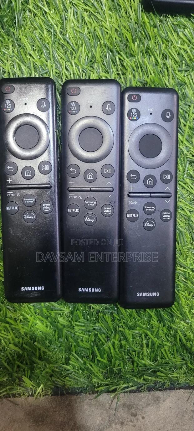 Samsung Solar Charger Voice Used Remote · Photo 4