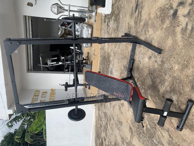 Body Solid Fitness Squat Rack · Photo 2