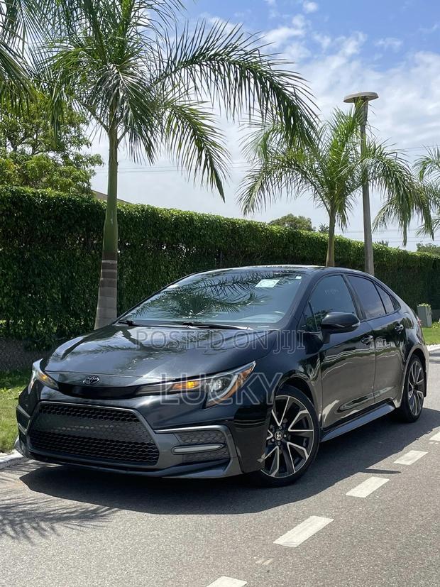 Toyota Corolla SE 2020 Black · Photo 1