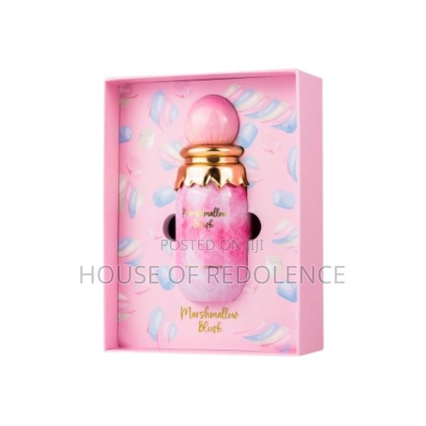 Marshmallow Blush · Photo 2