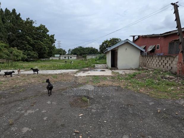 14 Plots of Land for Sale at Dzorwulu Main Road · Photo 3